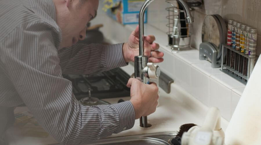 Professional same day plumber in Luebbering, MO